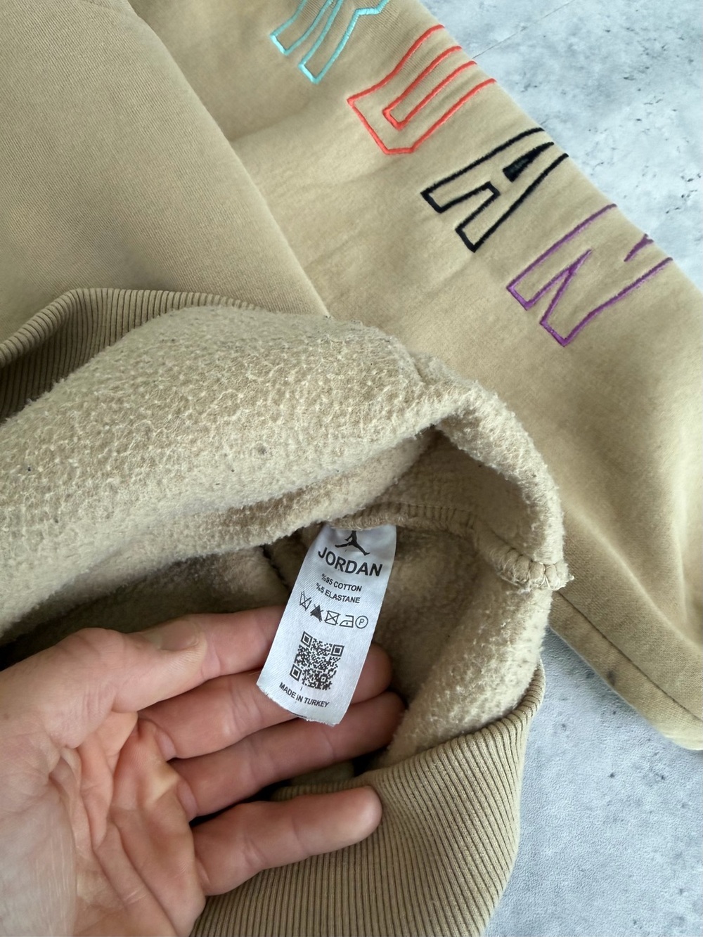 Jordan Air Embroidered Hoodie Tan Beige Pullover Sweatshirt Men’s Large - Picture 2 of 9